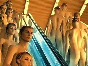 Реклама "ТКС-Банку": "Кіно", гумові жінки і Його Величність Онлайн (ВІДЕО) Реклама "ТКС-Банку": "Кіно", гумові жінки і Його Величність Онлайн (ВІДЕО)