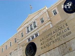 Після зниження рейтингу імовірність дефолту Греції зросла до 50%