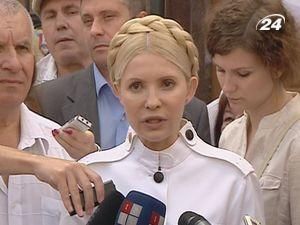 Тимошенко: Они унижают свой ​​имидж, имидж страны