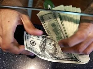 В Україну збільшився потік грошей з-за кордону В Україну збільшився потік грошей з-за кордону