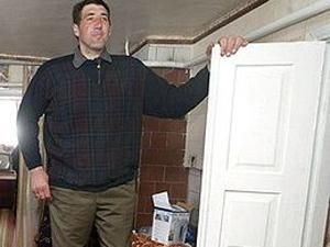 Найбільший українець більше не буде рости Найбільший українець більше не буде рости