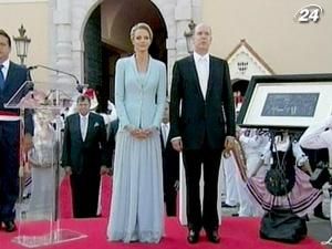 Князь Монако и Шарлен Уиттсток поженились 