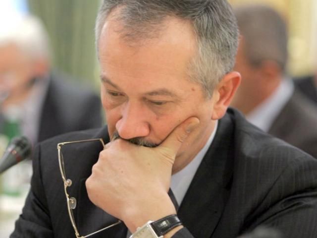 Пинзеник: курс гривны должен "плавать" Пинзеник: курс гривны должен "плавать"