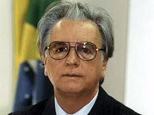 Помер екс-Президент Бразилії Помер екс-Президент Бразилії