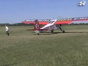 Дедалі більше поляків бажають навчитися керувати літаком Дедалі більше поляків бажають навчитися керувати літаком