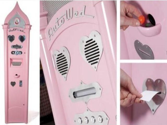 Британцы заключают браки через "свадебные автоматы" (ВИДЕО) Британцы заключают браки через "свадебные автоматы" (ВИДЕО)