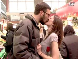 Сегодня отмечают Всемирный день поцелуя Сегодня отмечают Всемирный день поцелуя