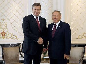 Янукович надіється на розвиток стратегічного партнерства із Казахстаном