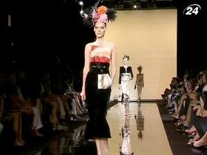 Бренд Giorgio Armani Prive представив натхненну Японією колекцію Бренд Giorgio Armani Prive представив натхненну Японією колекцію