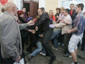 Асоціація журналістів: більш ніж 25 журналістів затримано в Білорусі