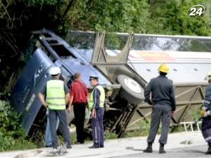 Внаслідок ДТП у Болгарії загинула українка, ще 7 людей травмовані