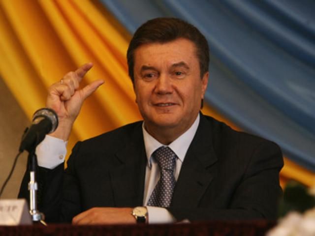 Янукович дозволив взяти ще одну позику