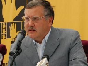 Анатолий Гриценко: Иран больше не признает дипломы медицинских университетов Украины Анатолий Гриценко: Иран больше не признает дипломы медицинских университетов Украины