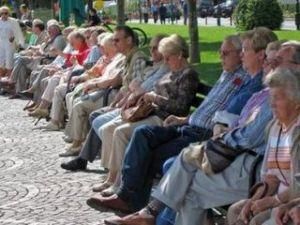 Жінкам дозволили іти на пенсію раніше на невигідних умовах Жінкам дозволили іти на пенсію раніше на невигідних умовах