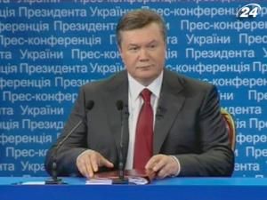 Янукович назвав поведінку Тимошенко у суді зірковою Янукович назвав поведінку Тимошенко у суді зірковою
