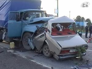 В аварии под Ивано-Франковском погибли 6 человек В аварии под Ивано-Франковском погибли 6 человек