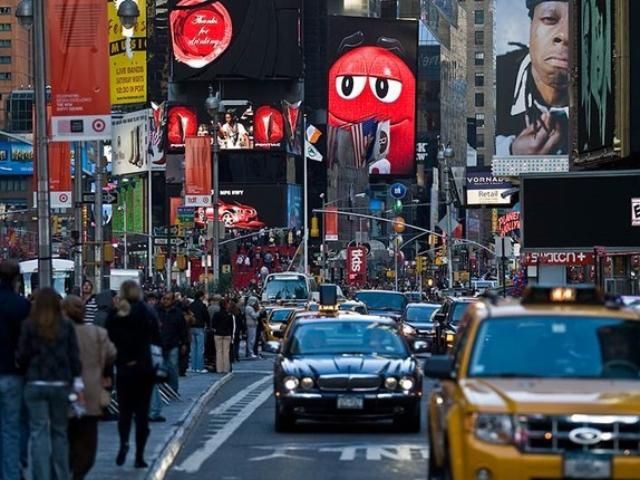 В США продолжает расти безработица В США продолжает расти безработица