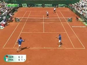 Франция пробилась в полуфинал Кубка Дэвиса