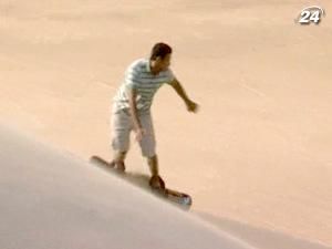 У Єгипті все популярнішим стає сендбординг У Єгипті все популярнішим стає сендбординг