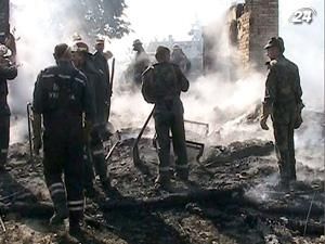 Янукович доручив високопосадовцям відреагувати на пожежу на Рівненщині Янукович доручив високопосадовцям відреагувати на пожежу на Рівненщині