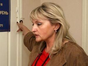 Дружина Луценка вважає злочином ставлення суду до її чоловіка Дружина Луценка вважає злочином ставлення суду до її чоловіка