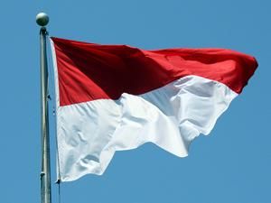 Индонезия: воспитанники исламистской школы отбили копьями атаку полиции Индонезия: воспитанники исламистской школы отбили копьями атаку полиции