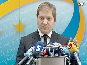 МЗС не може оскаржити затримання українця в Мінську МЗС не може оскаржити затримання українця в Мінську