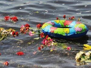 Татарстан выплатит родным погибших на "Булгарии" по 300 тысяч рублей Татарстан выплатит родным погибших на "Булгарии" по 300 тысяч рублей