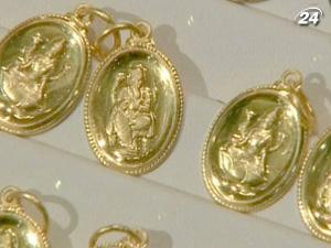 Цена золота снова бьет рекорды