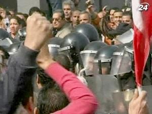 У Єгипті звільнять 700 поліцейських, причетних до вбивств демонстрантів У Єгипті звільнять 700 поліцейських, причетних до вбивств демонстрантів