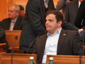 В Одесі побили депутата-регіонала В Одесі побили депутата-регіонала