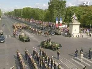 Французи святкують день взяття Бастилії - 14 липня 2011 - Телеканал новин 24