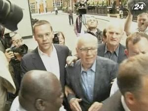 ФБР расследует деятельность газет Мердока ФБР расследует деятельность газет Мердока