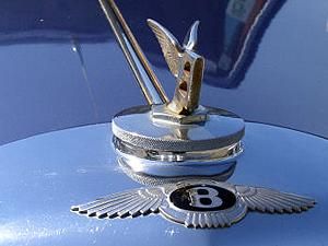 Bentley выходит на рынок внедорожников