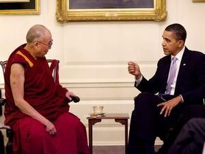 Обама зустрівся із Далай-ламою