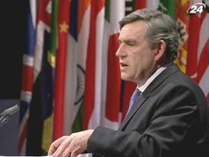 Гордон Браун пожаловался в полицию на The Sunday Times Гордон Браун пожаловался в полицию на The Sunday Times