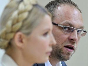 Кірєєв хоче позбавити Тимошенко захисника Власенка