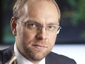 Власенко выгнали из зала суда до конца процесса над Тимошенко Власенко выгнали из зала суда до конца процесса над Тимошенко