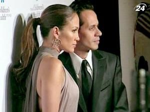 Дженніфер Лопес та Марк Ентоні розлучаються Дженніфер Лопес та Марк Ентоні розлучаються