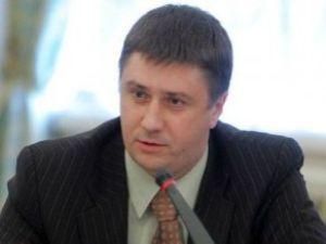 Кириленко считает, что от скрещивания коммунистов с олигархами происходят "мажоры" Кириленко считает, что от скрещивания коммунистов с олигархами происходят "мажоры"