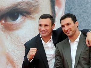 Брати Клички присвятили фільм батькові Брати Клички присвятили фільм батькові