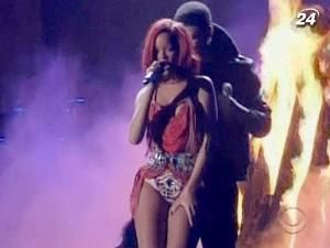 Рианна и рэппер Дрейк снова встречаются Рианна и рэппер Дрейк снова встречаются