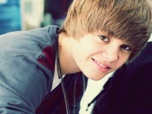 Для Джастина Бибера колледж не самое главное в жизни Для Джастина Бибера колледж не самое главное в жизни