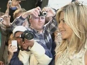 Звезды картины "Ужасные боссы" продефилировали по голубой дорожке Звезды картины "Ужасные боссы" продефилировали по голубой дорожке