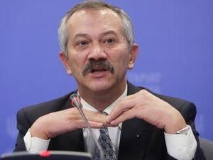 Пинзеник: Україна не зможе відмовитись від зовнішніх запозичень