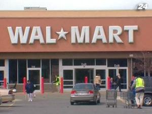 Wal-Mart откроет 300 магазинов в "продуктовых пустынях"