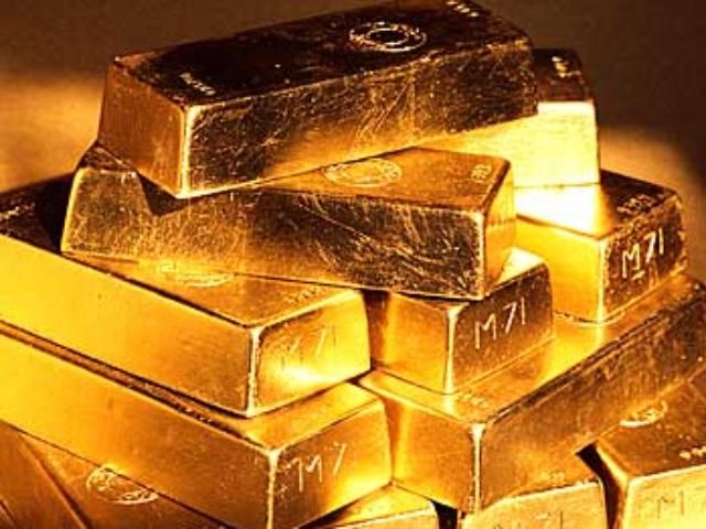 Нацбанк увеличил долю золота в резервах