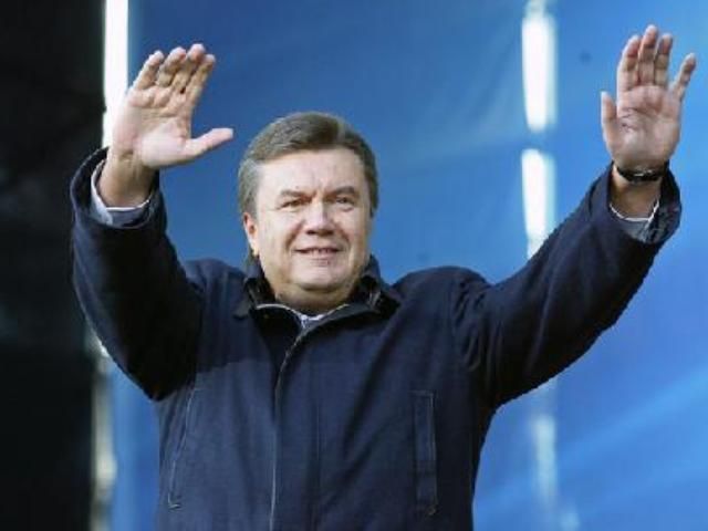 Янукович дозволив продати стратегічні підприємства