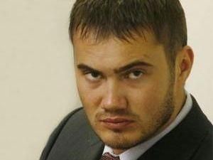 Виктор Янукович-младший отдаст депутатские деньги на ремонт родной школы Виктор Янукович-младший отдаст депутатские деньги на ремонт родной школы