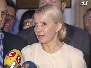 Тимошенко не арештували, газову справу суд не закрив Тимошенко не арештували, газову справу суд не закрив